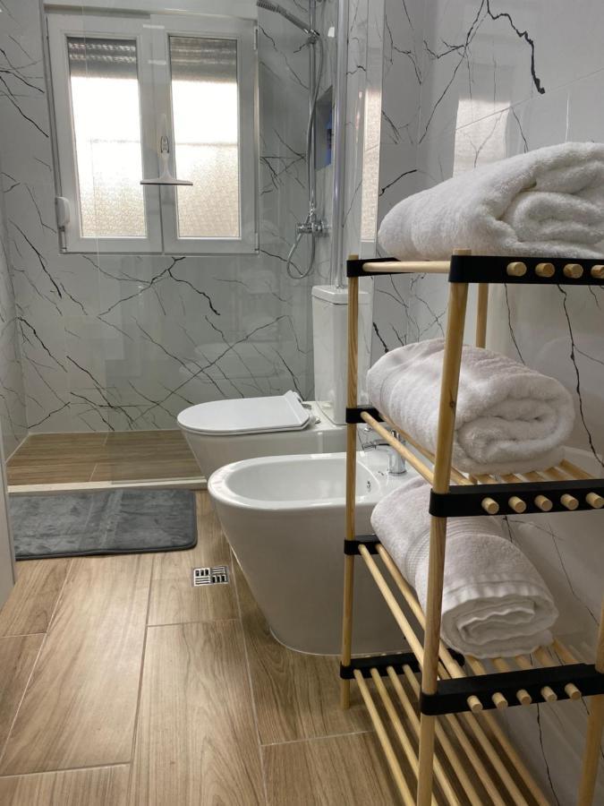 Casa Nada Lägenhet Tirana Exteriör bild